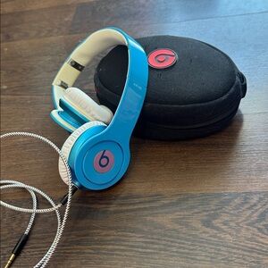 Beats By Dre Solo Wired Headphones Blue With Case And Generic Cord